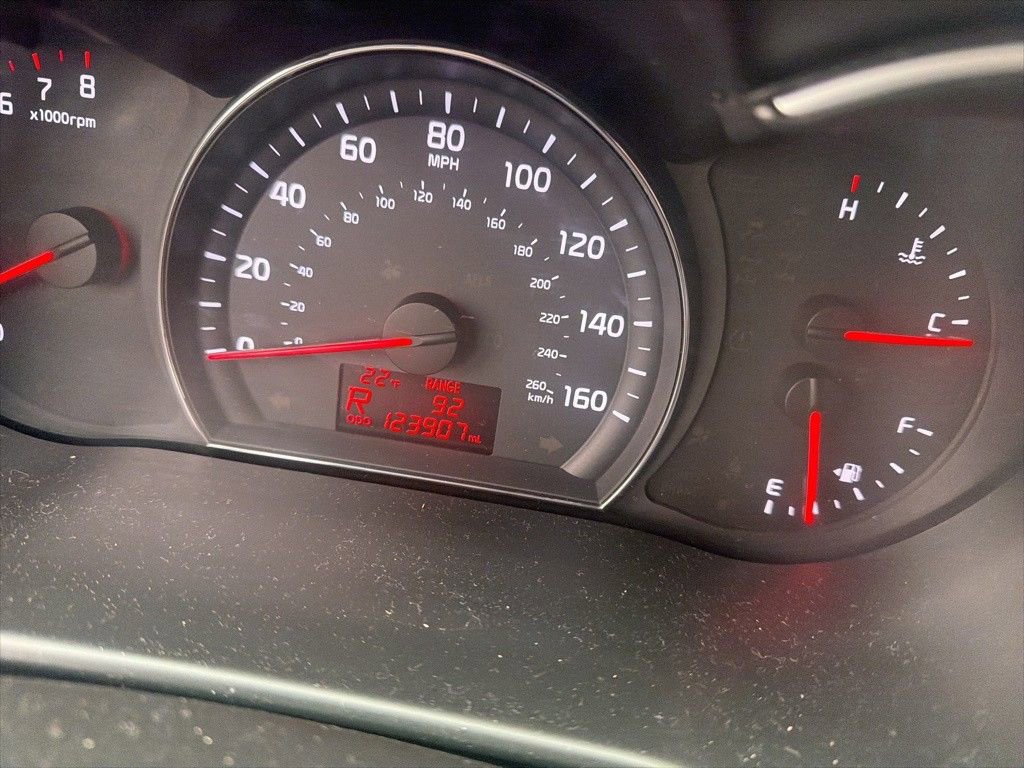 Used 2015 Kia Sorento LX image 10