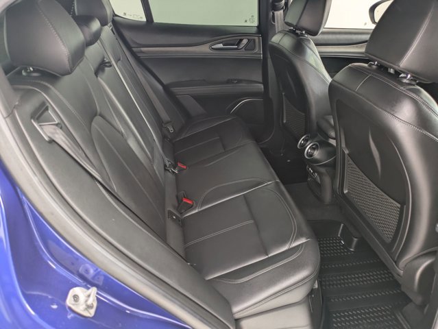 Used 2022 Alfa Romeo Stelvio Ti image 18