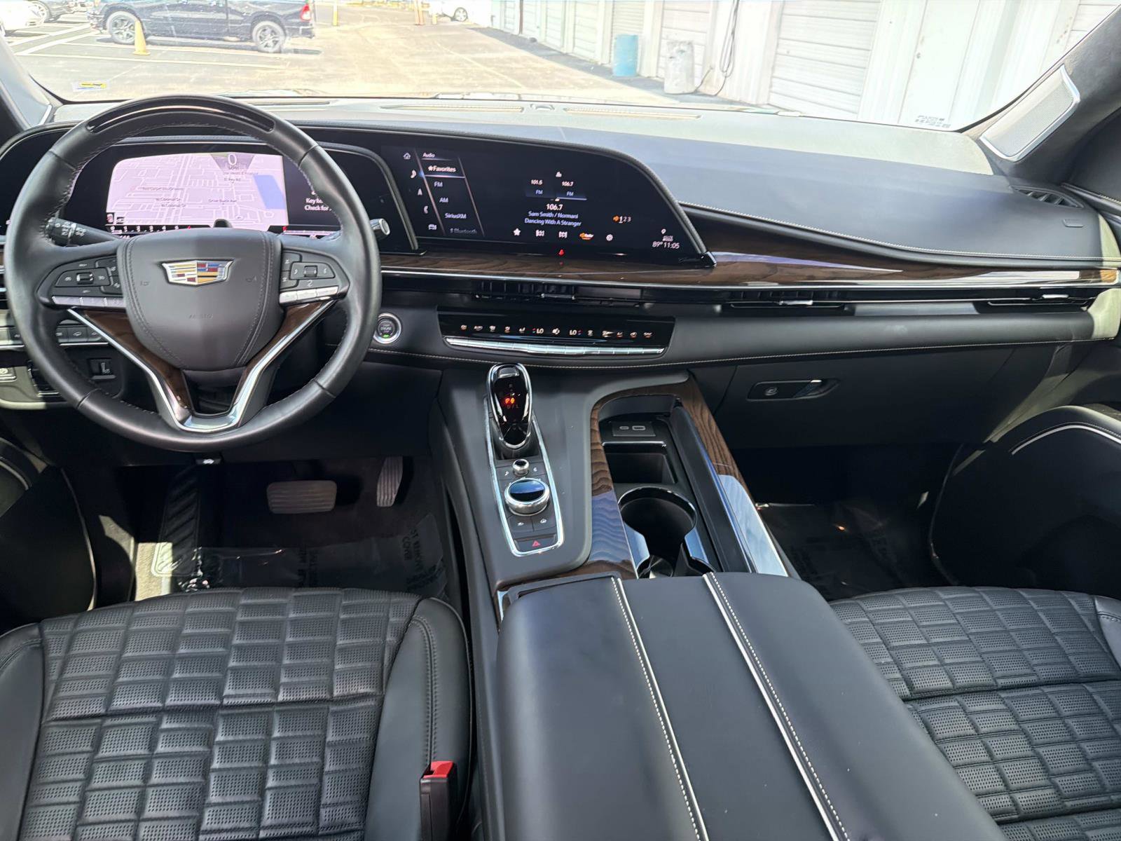 Used 2024 Cadillac Escalade Sport Platinum w/ Heavy-Duty Trailer Package AWD/4WD image 15