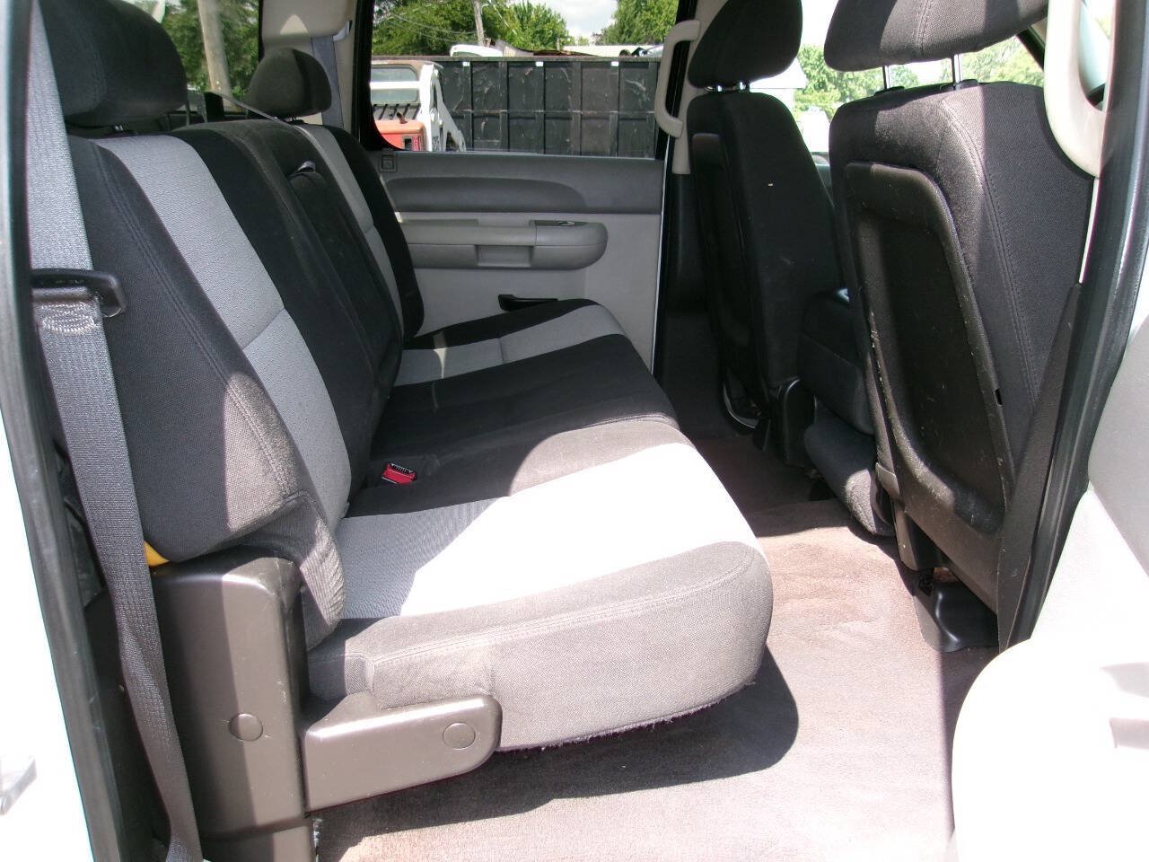 Used 2008 Chevrolet Silverado 2500 W/T AWD/4WD image 11