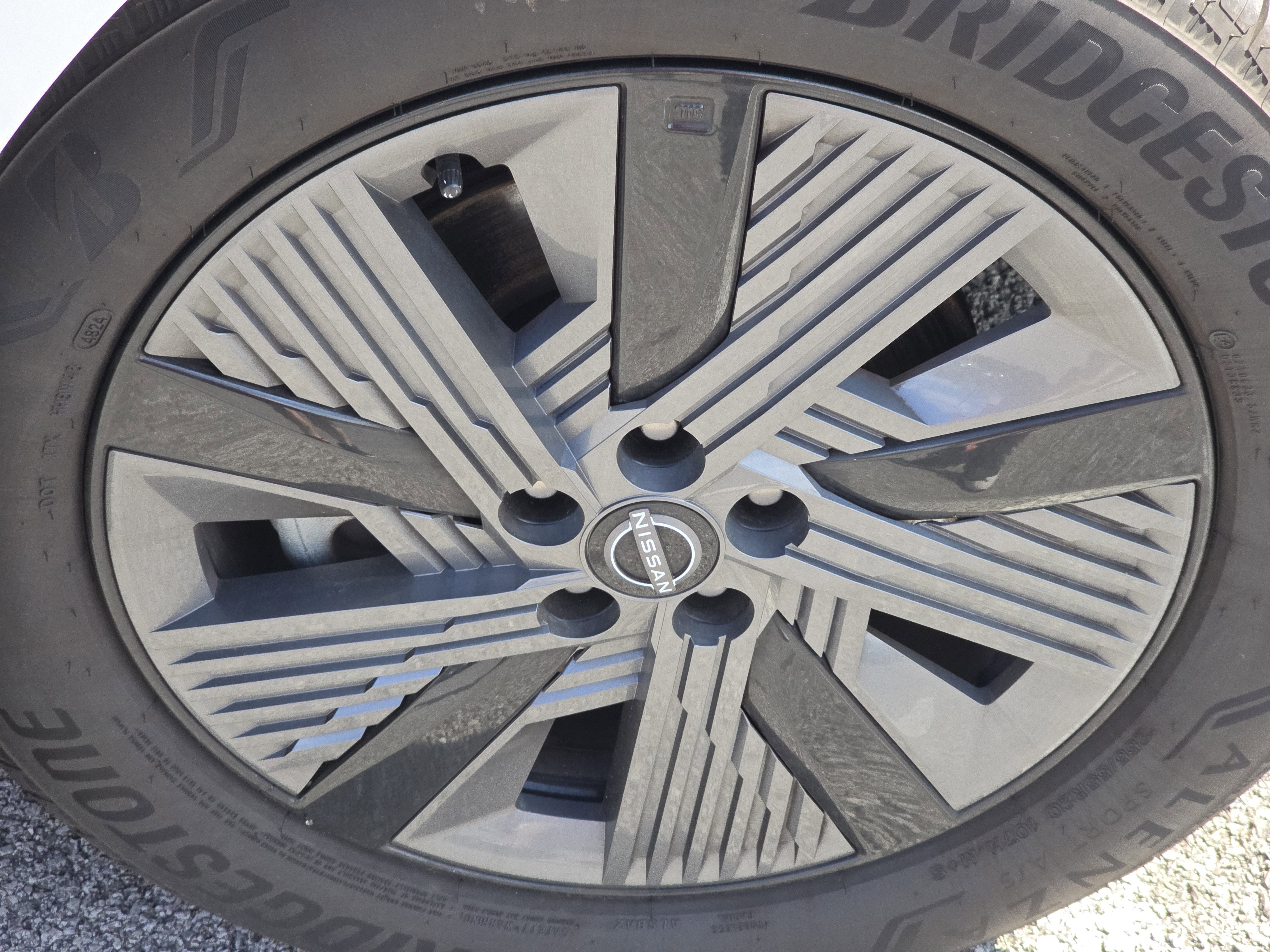 Used 2025 Nissan Murano SL image 3