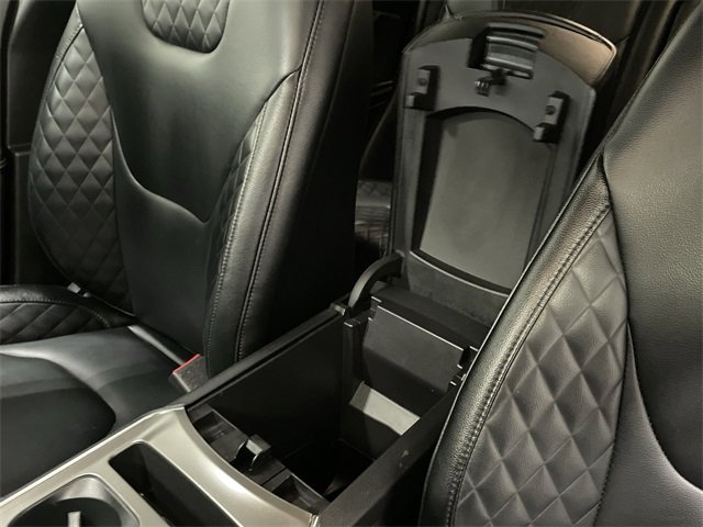 Used 2024 Ford Edge Titanium image 25