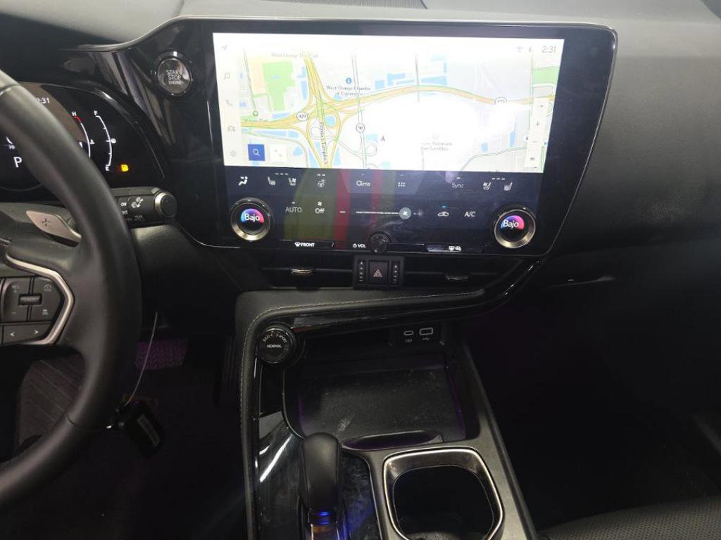 Used 2025 Lexus NX 250 FWD w/ Accessory Package (K3) image 6