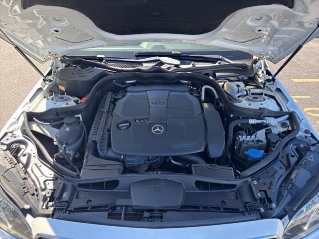 Used 2016 Mercedes-Benz E 350 4MATIC Sedan image 26