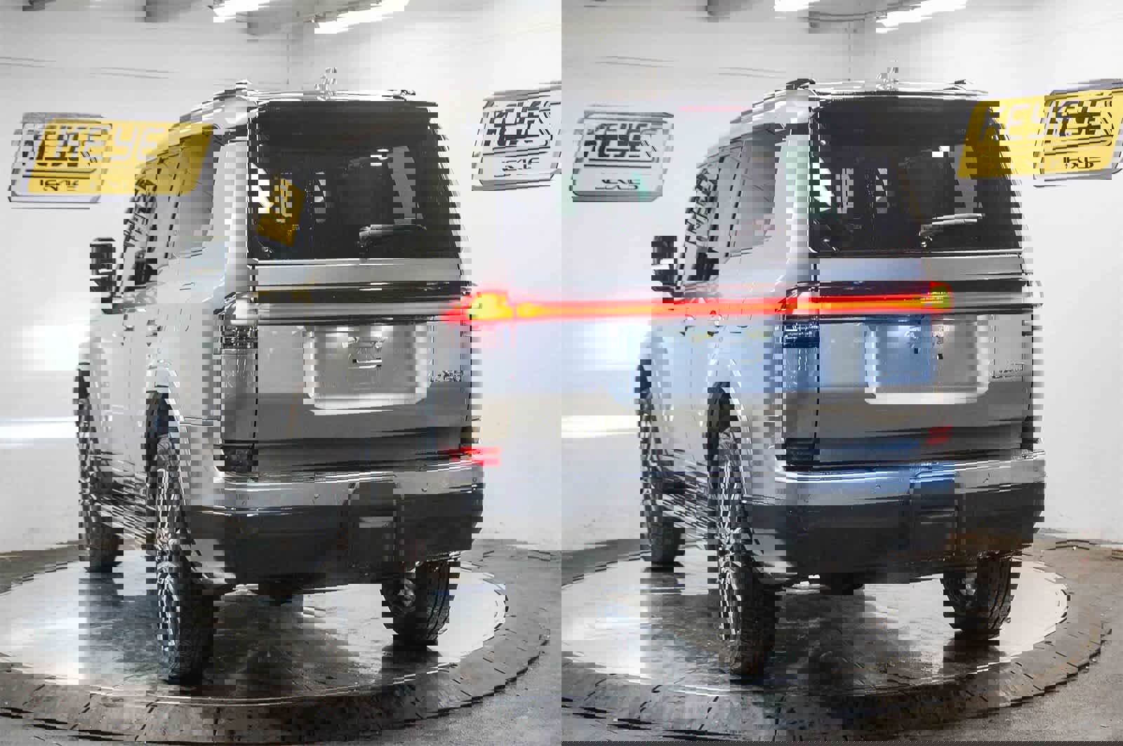 Certified 2024 Lexus GX 550 image 2