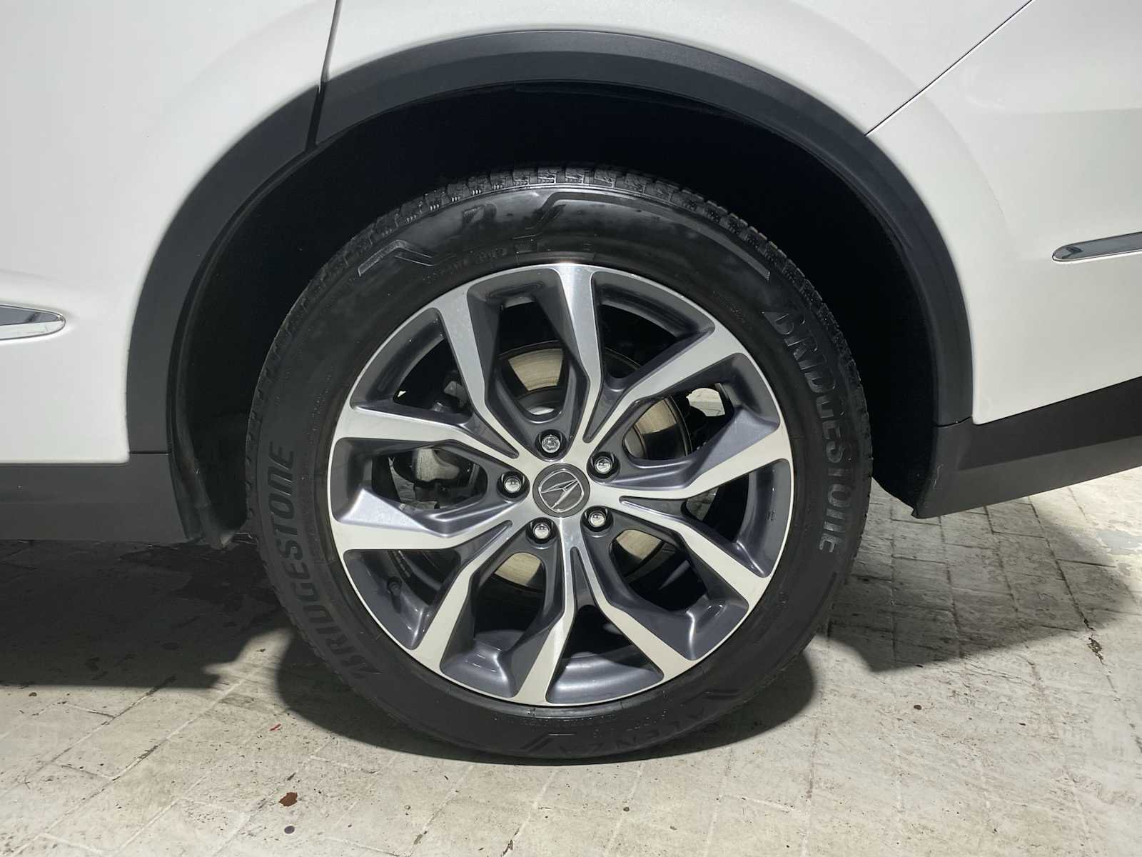 Certified 2023 Acura MDX SH-AWD w/ Technology Package image 8