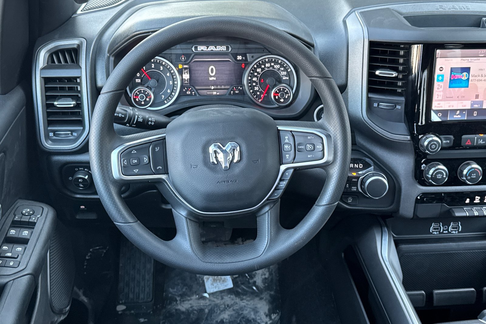 New 2027 RAM 1500 Express AWD/4WD image 13