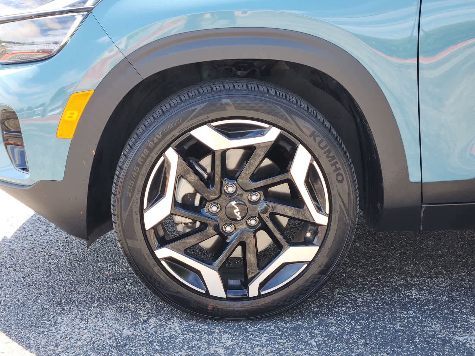 Certified 2024 Kia Seltos SX w/ SX Sunroof Package AWD/4WD image 9