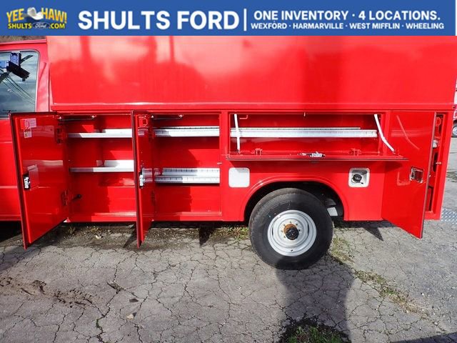 New 2026 Ford E-350 and Econoline 350 Super Duty w/ Interior Upgrade Package RWD image 4