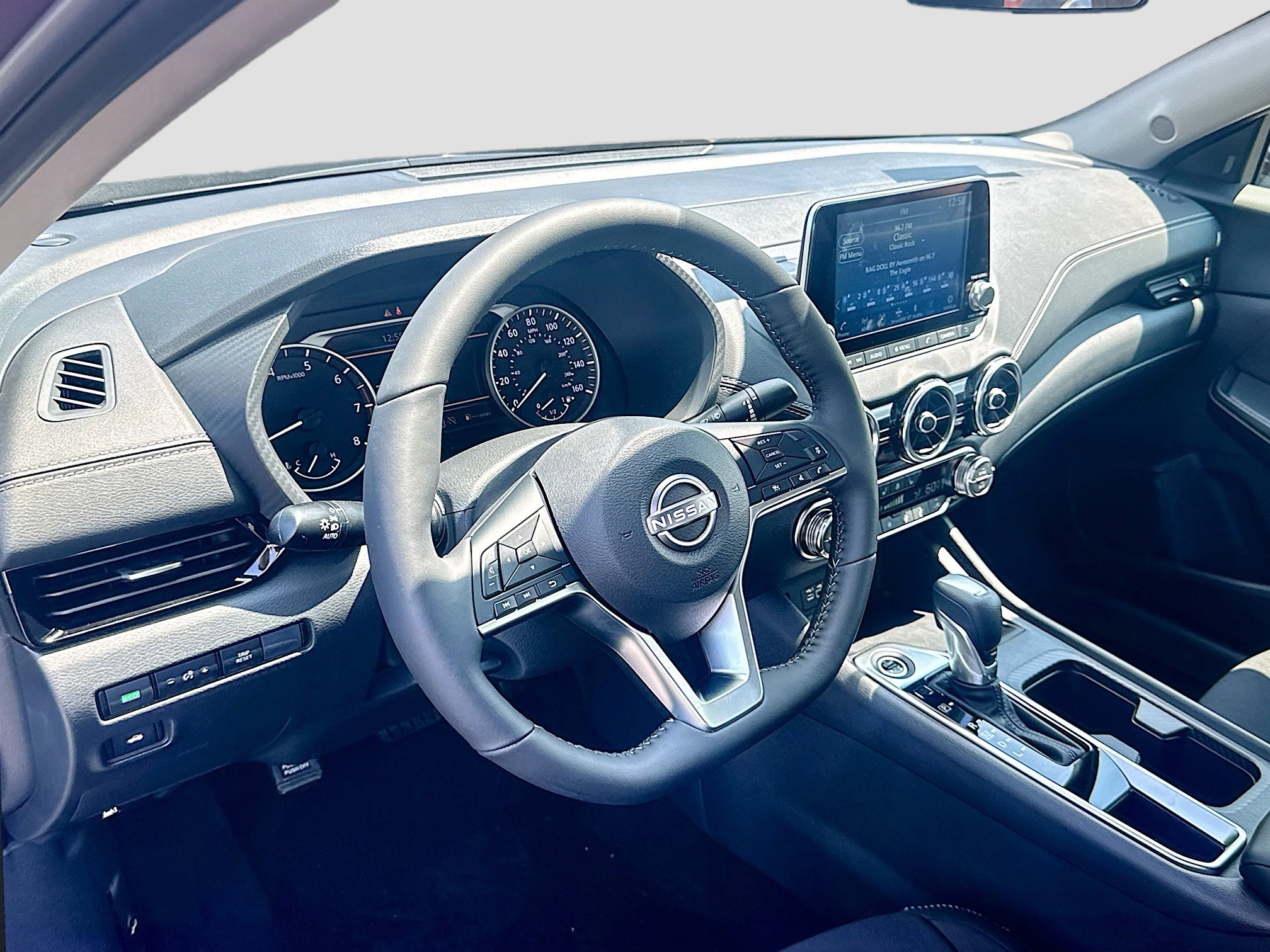 Certified 2025 Nissan Sentra SV w/ All-Weather Package image 4