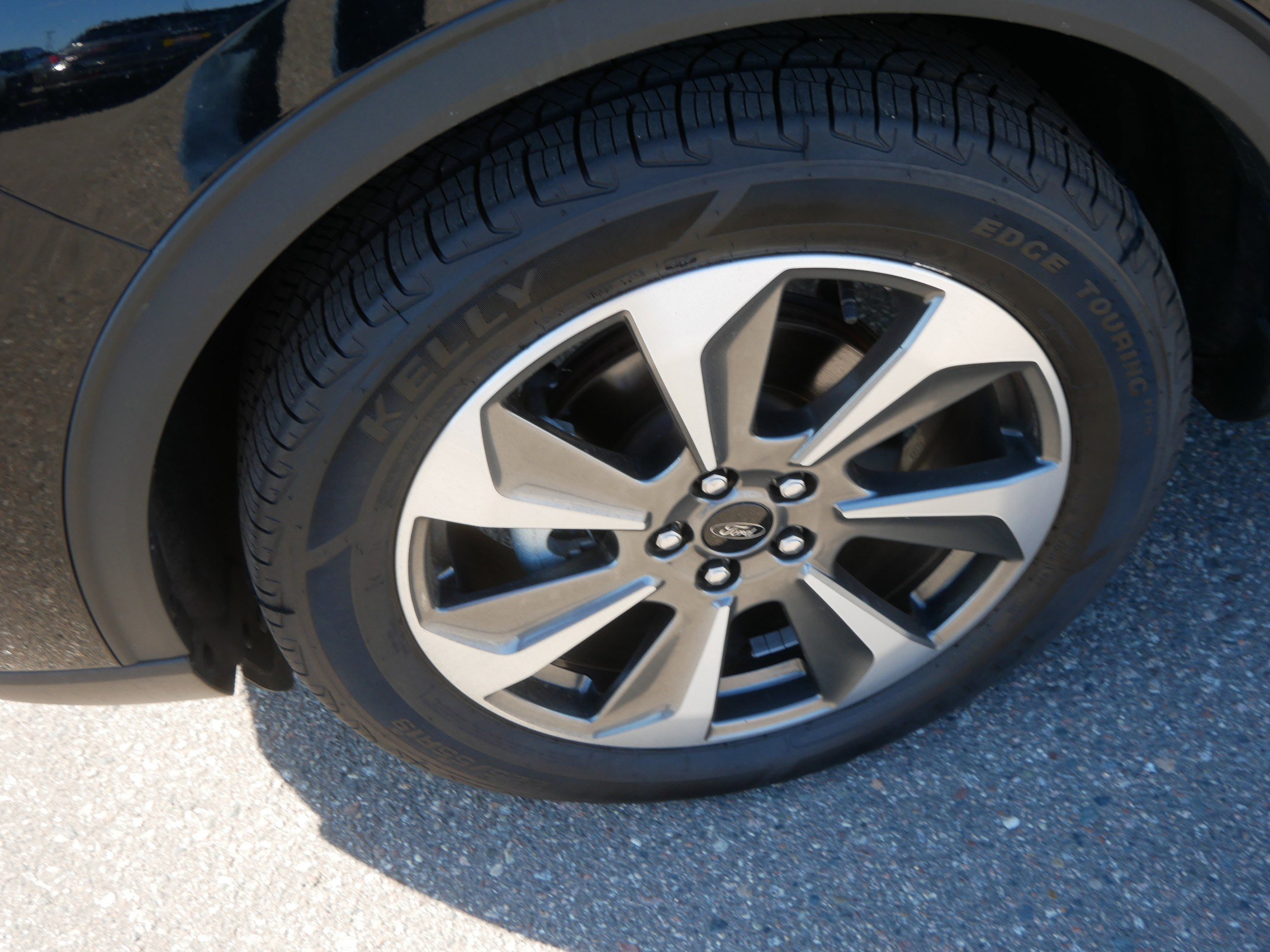 Used 2023 Ford Escape Platinum image 16