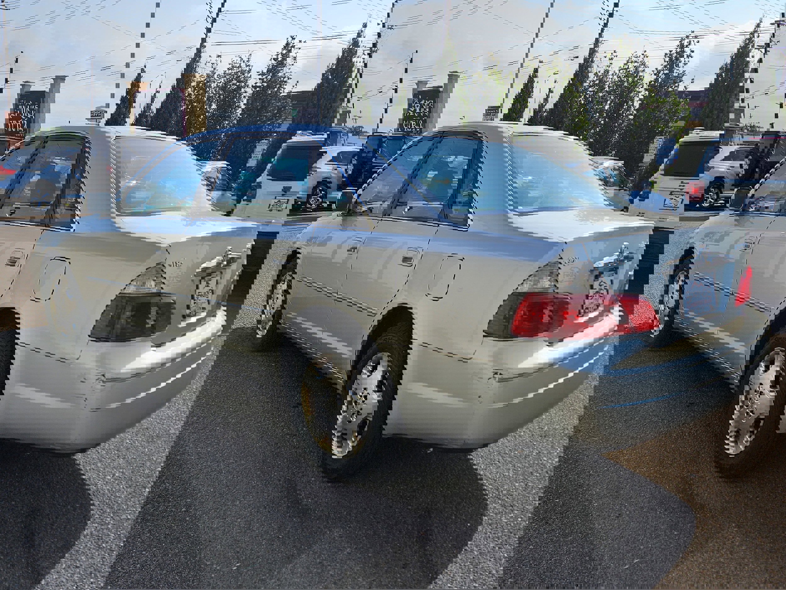 Used 2004 Toyota Avalon XL image 4