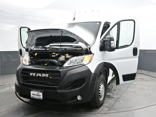 Used 2025 RAM ProMaster 2500 w/ Convenience Group image 41