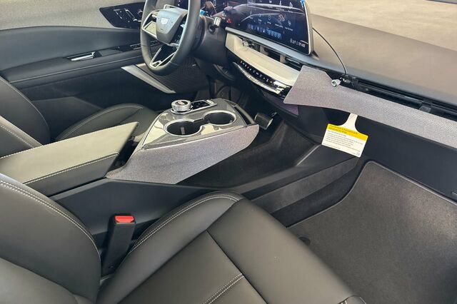 New 2027 Cadillac Optiq Sport RWD image 16