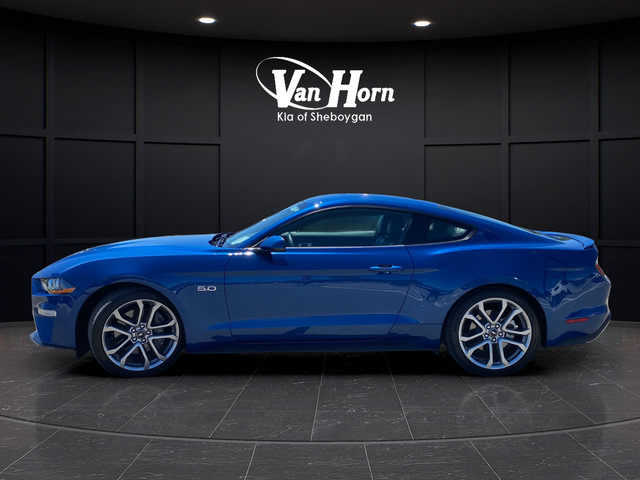 Used 2022 Ford Mustang GT Premium w/ Equipment Group 401A RWD image 4