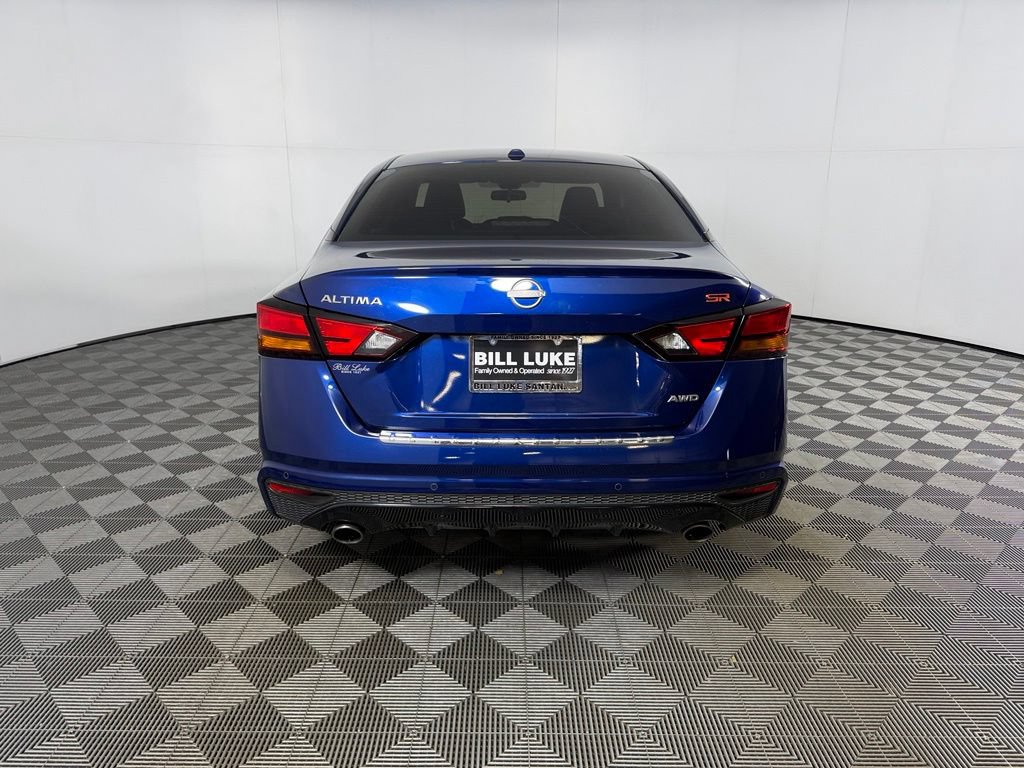 Used 2023 Nissan Altima 2.5 SR AWD/4WD image 9