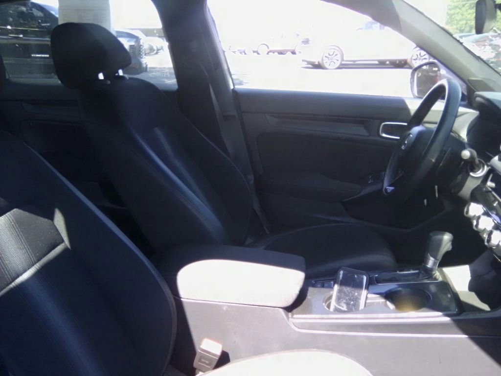 Used 2025 Honda Civic Sport image 11