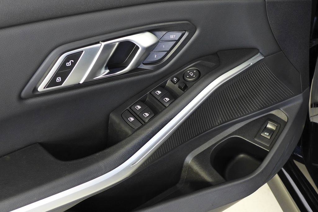Used 2023 BMW 330i Sedan w/ Driving Assistance Package image 12