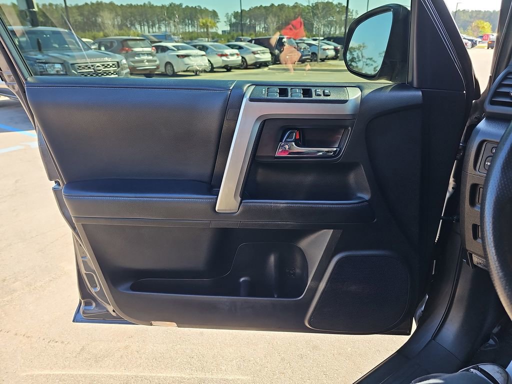 Used 2023 Toyota 4Runner SR5 image 30