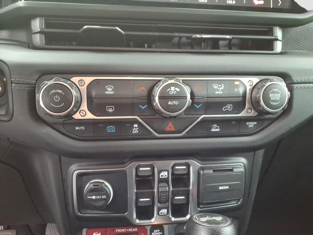 Used 2024 Jeep Wrangler Unlimited Rubicon 4xe image 20