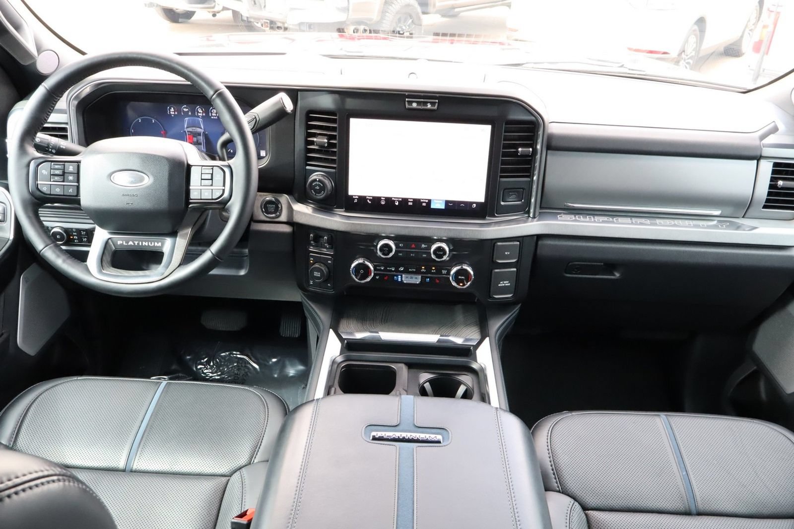 Used 2025 Ford F350 Platinum AWD/4WD image 28