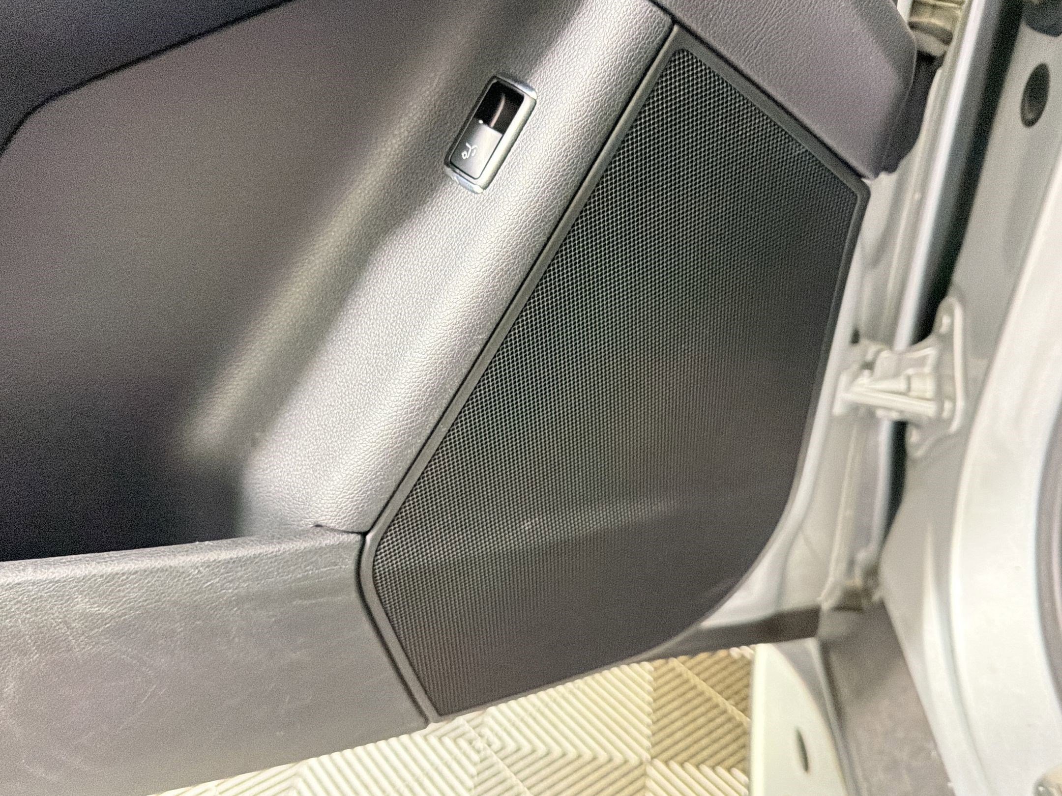 Used 2014 Mercedes-Benz ML 350 2WD image 21