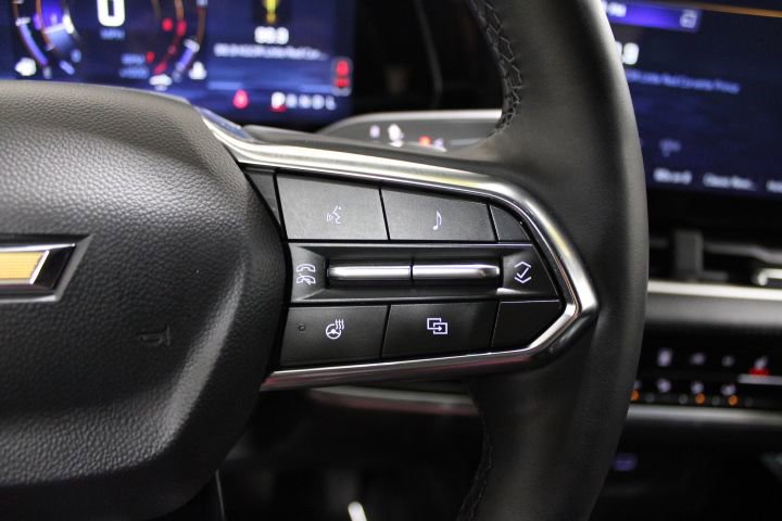 Used 2025 Chevrolet Equinox LT image 36