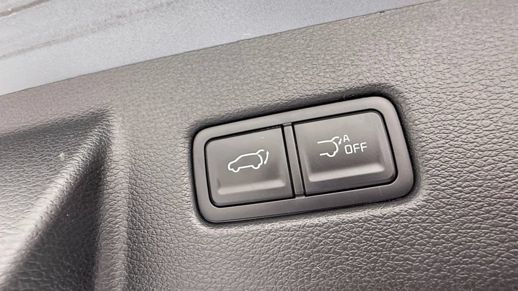 Used 2023 Kia Telluride EX w/ EX Captain's Chair Package AWD/4WD image 32