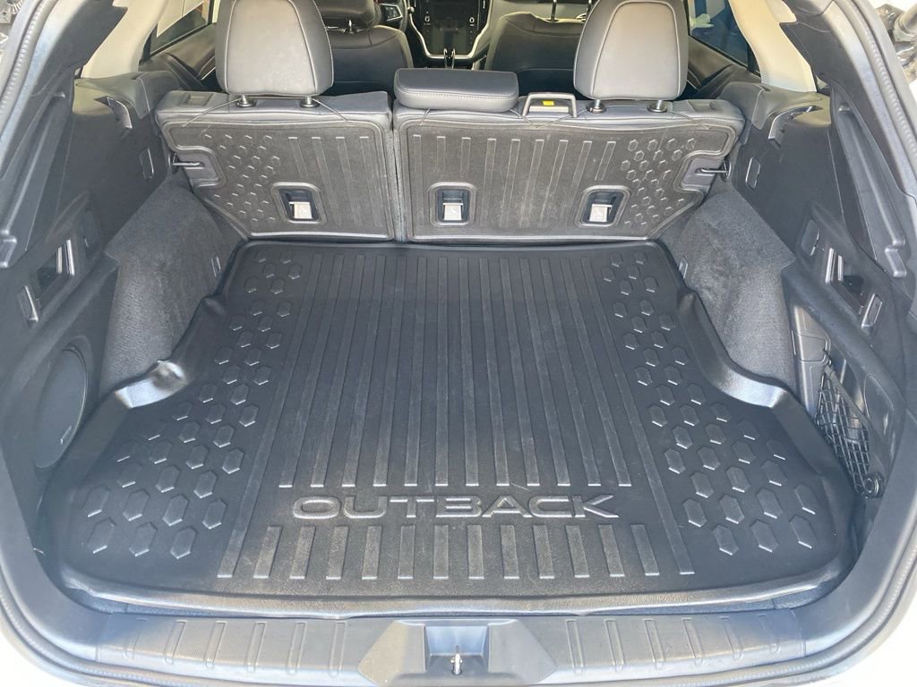 Used 2023 Subaru Outback Limited image 15