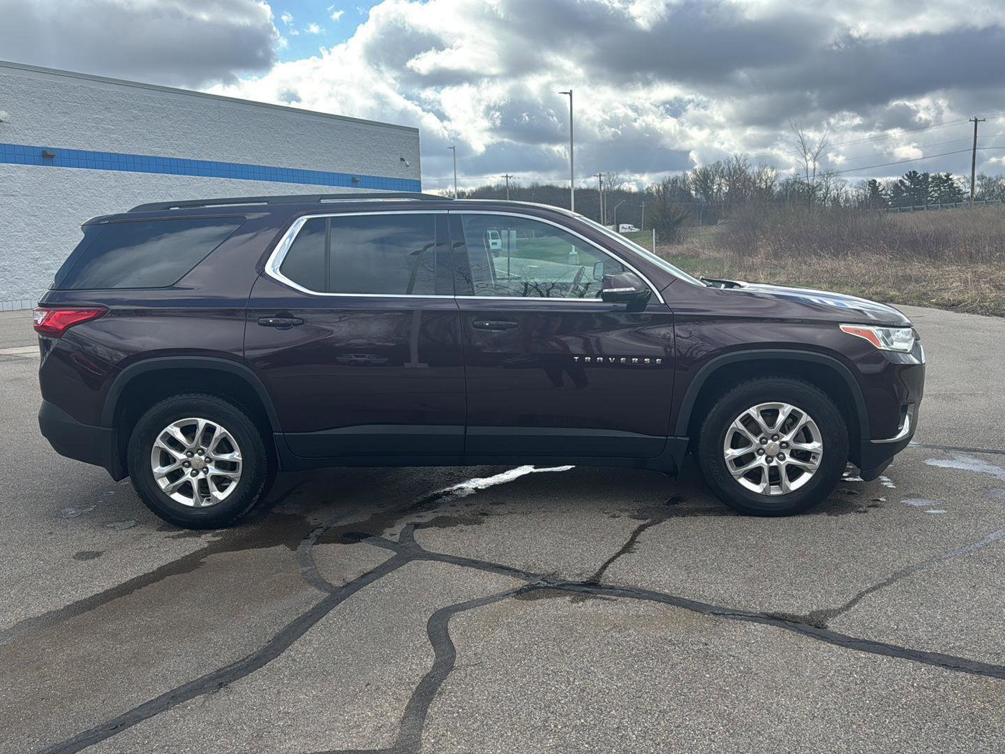 Used 2019 Chevrolet Traverse LT w/ LPO, Floor Liner Package image 8