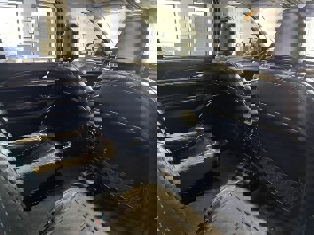 Used 2024 Jeep Grand Cherokee L Limited w/ Luxury Tech Group II image 13