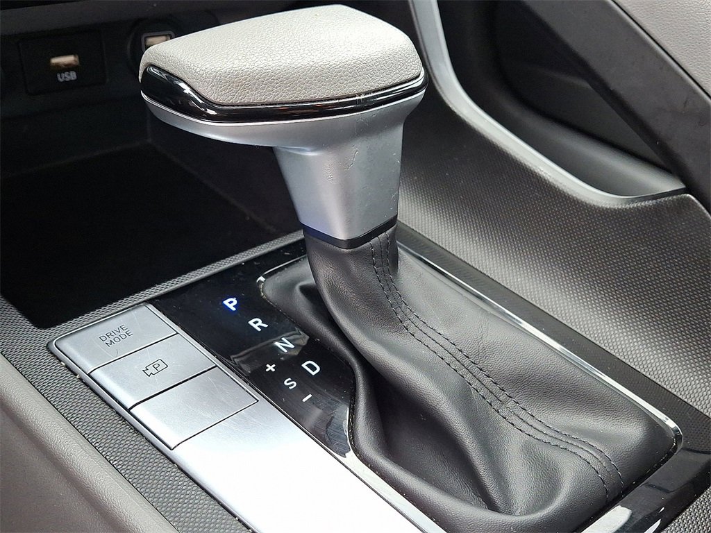 Used 2023 Hyundai Elantra SEL image 15