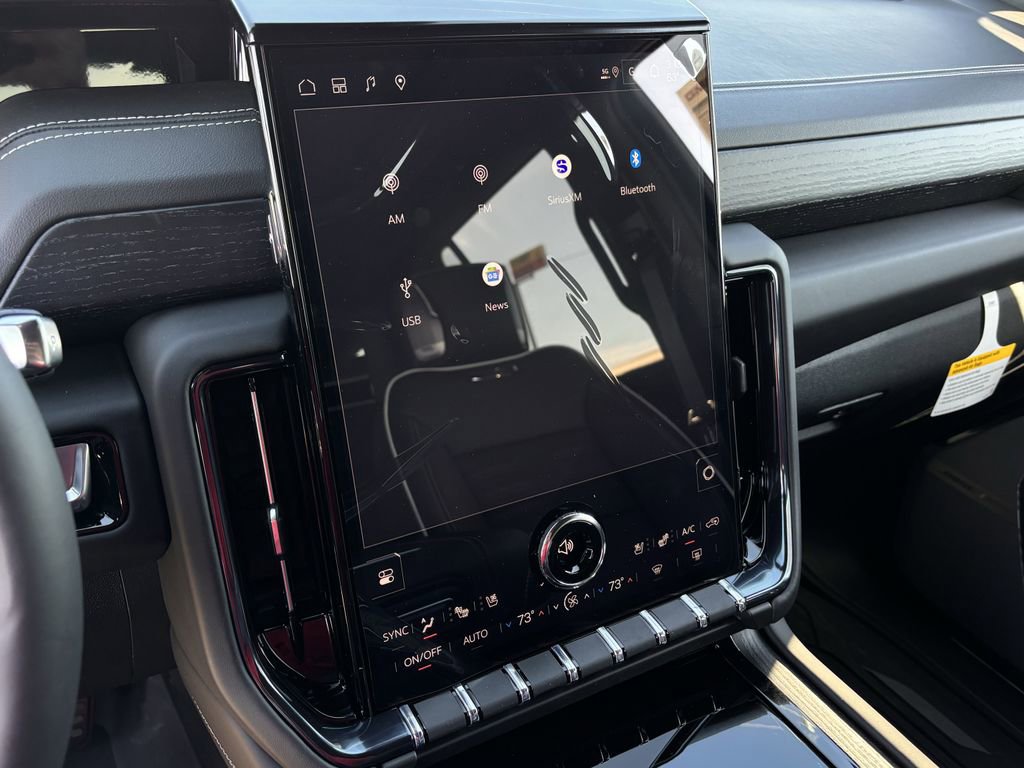 New 2026 GMC Yukon AT4 Ultimate w/ LPO, Floor Liner Package image 13