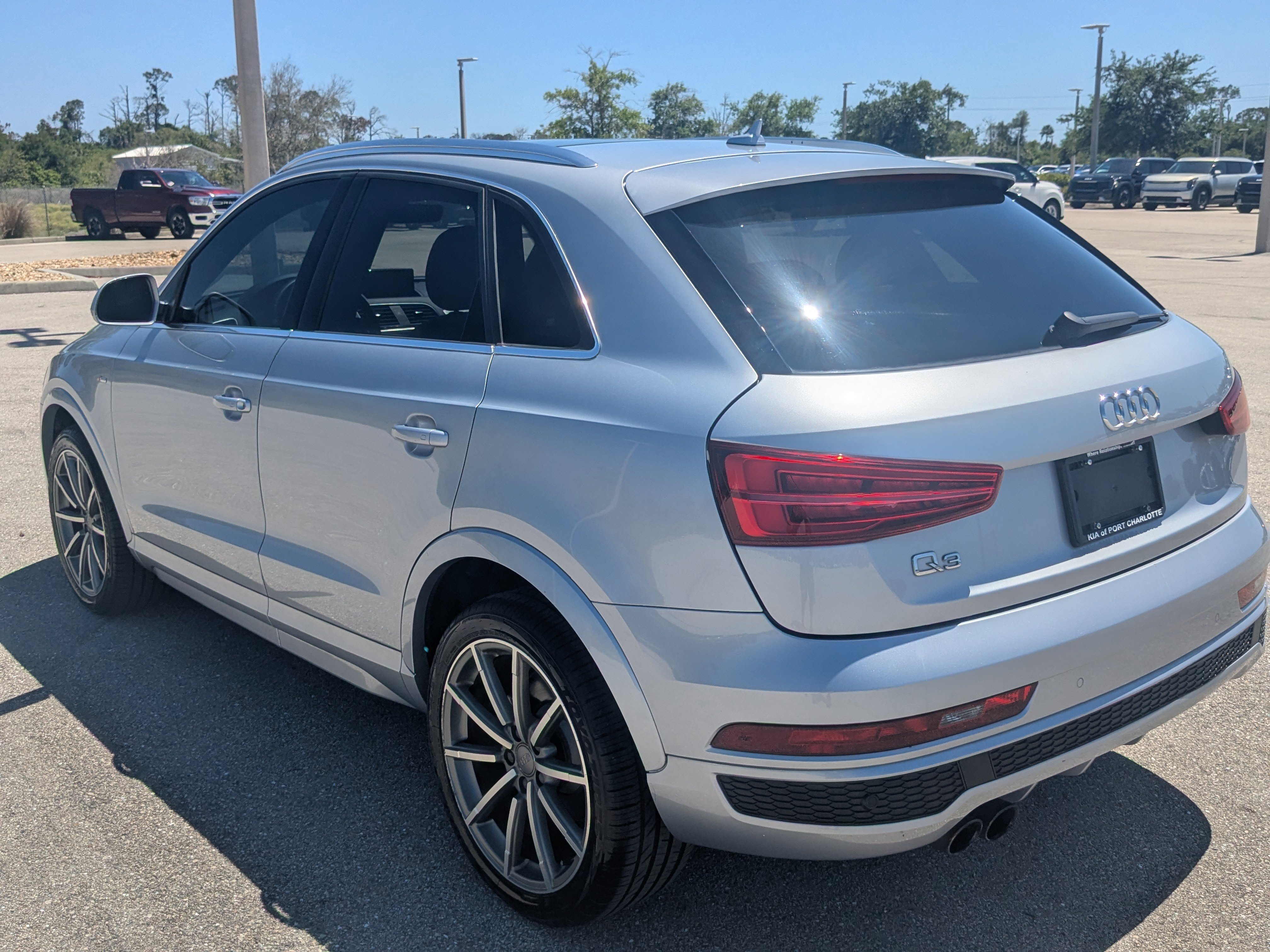 Used 2018 Audi Q3 2.0T Premium Plus w/ Premium Plus Package image 7