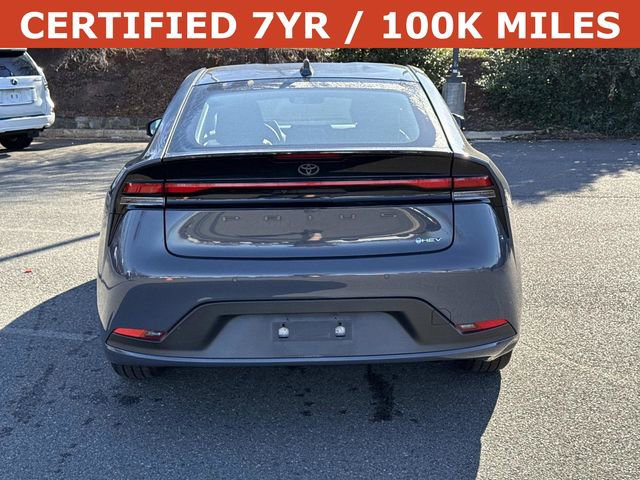 Used 2024 Toyota Prius LE image 3