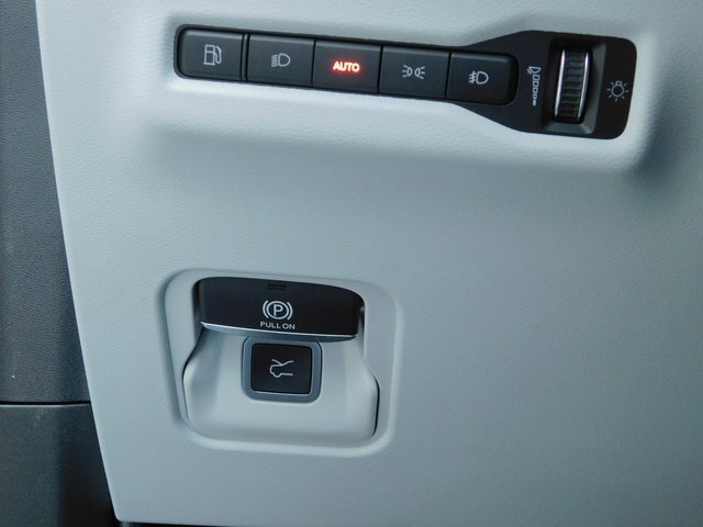 New 2026 Jeep Cherokee Limited image 36