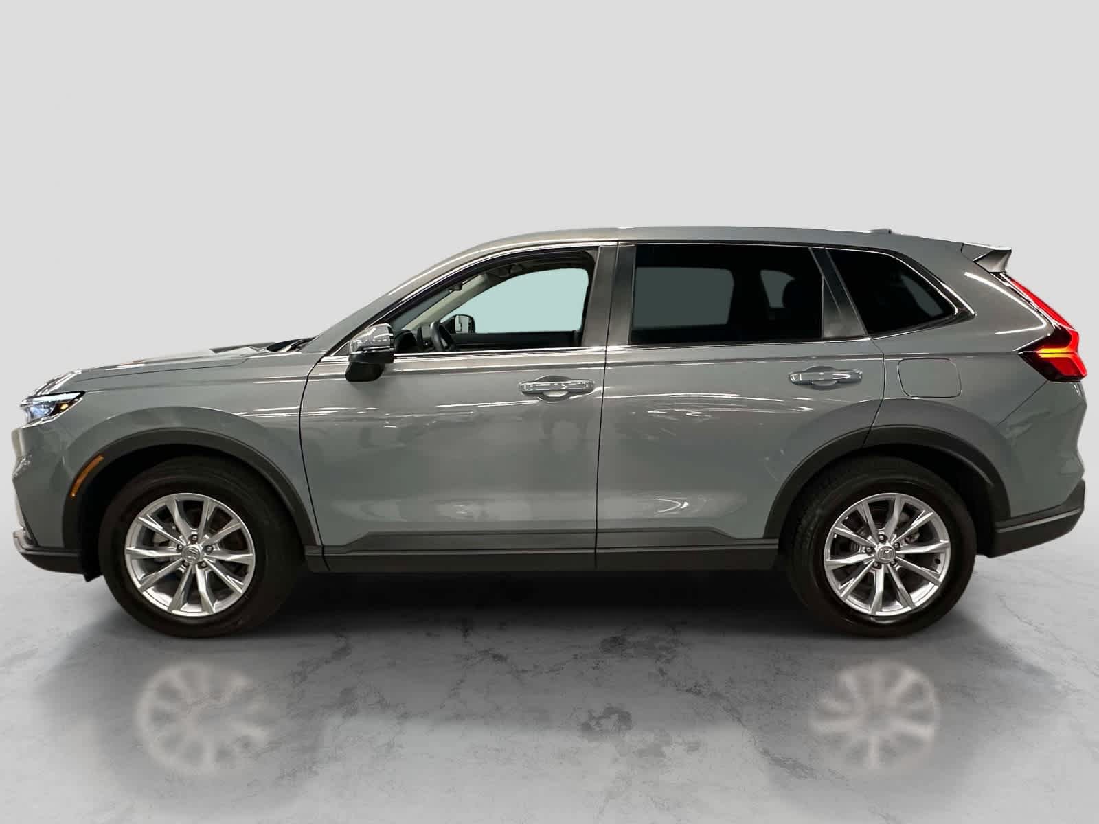 Used 2024 Honda CR-V EX image 2
