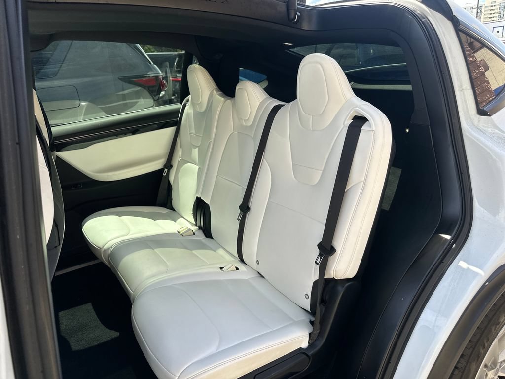 Used 2016 Tesla Model X 75D AWD/4WD image 14