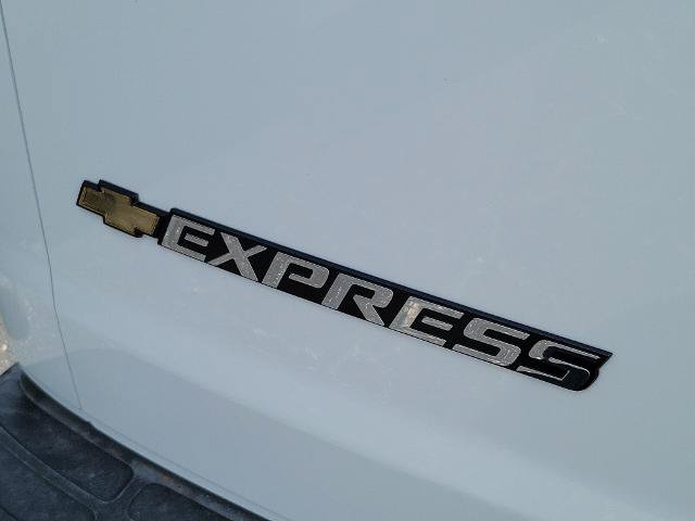New 2025 Chevrolet Express 2500 Extended w/ Driver Convenience Package RWD image 5