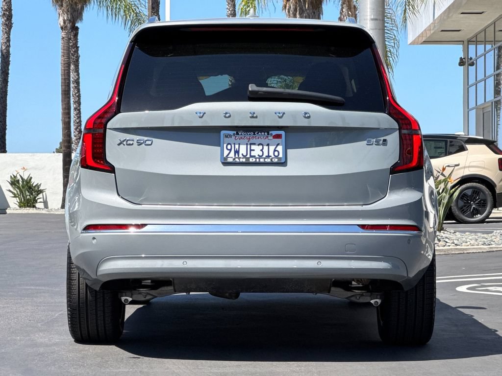 New 2026 Volvo XC90 B5 Core AWD/4WD image 4