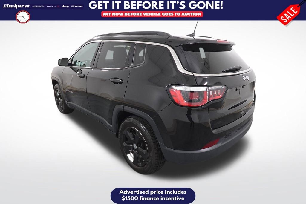 Used 2019 Jeep Compass Latitude image 3