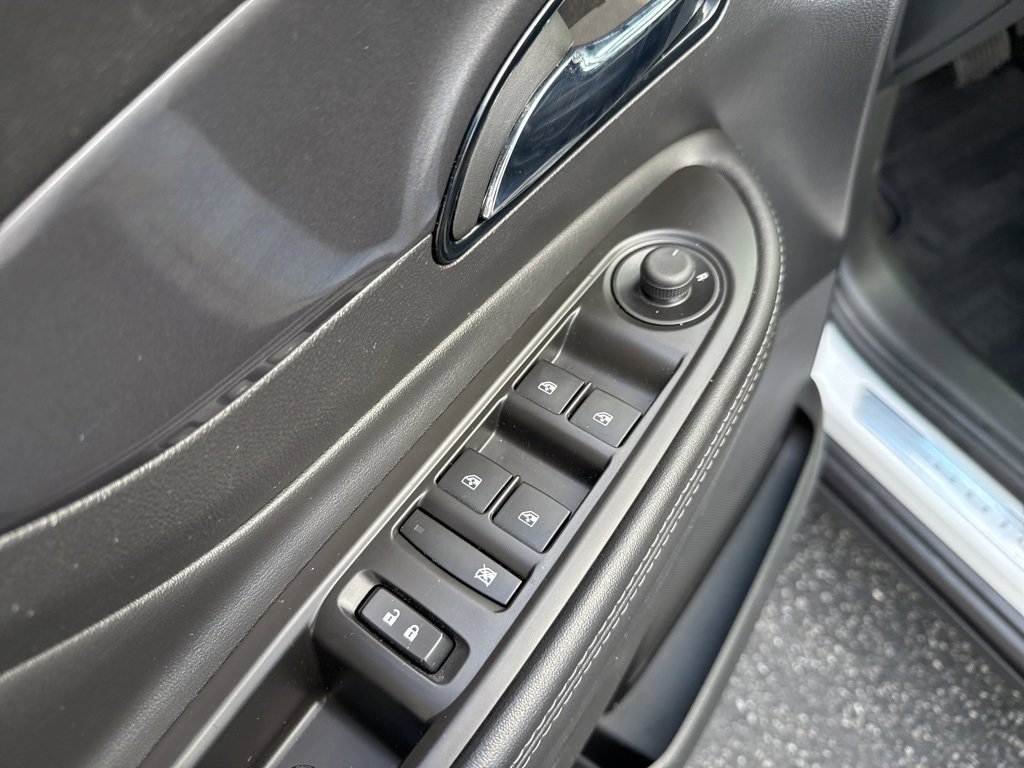 Used 2022 Buick Encore Preferred w/ Safety Package image 14