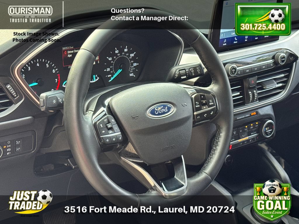 Used 2021 Ford Escape SEL AWD/4WD image 9