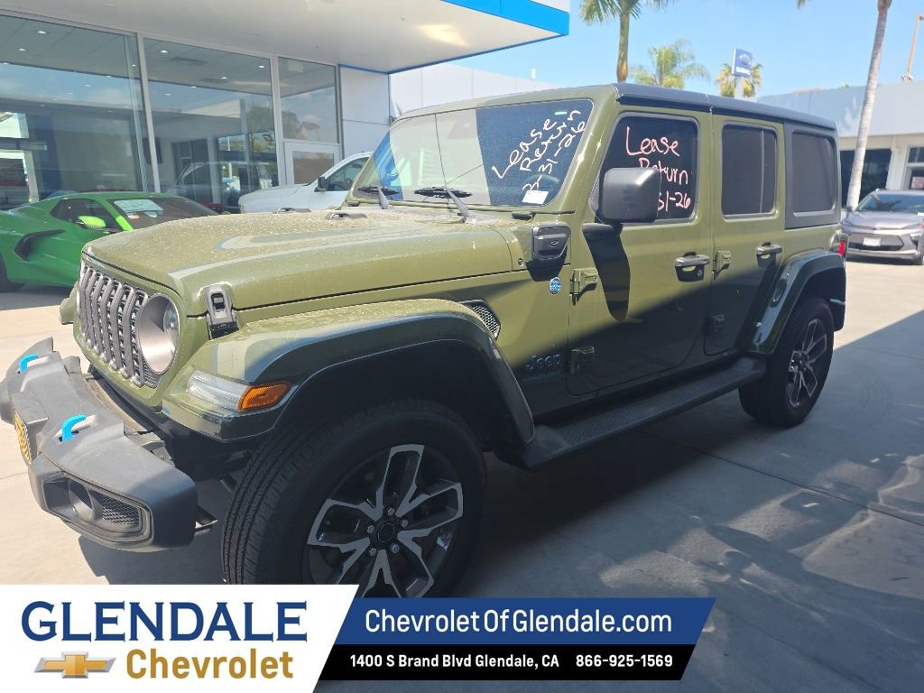 Used 2024 Jeep Wrangler Unlimited AWD/4WD image 2