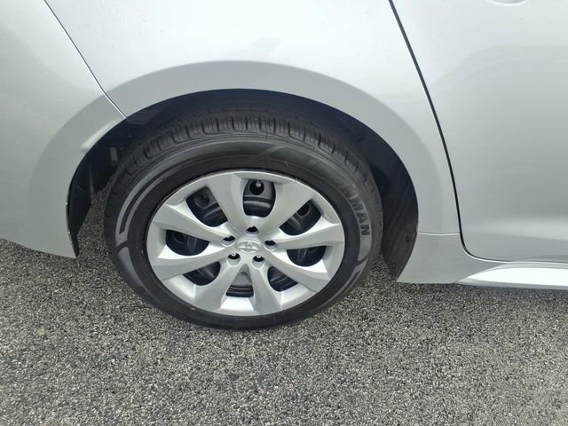 Used 2023 Toyota Corolla LE FWD image 28