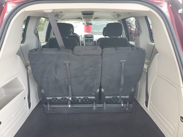 Used 2016 Dodge Grand Caravan SE w/ Quick Order Package 29E SE FWD image 7
