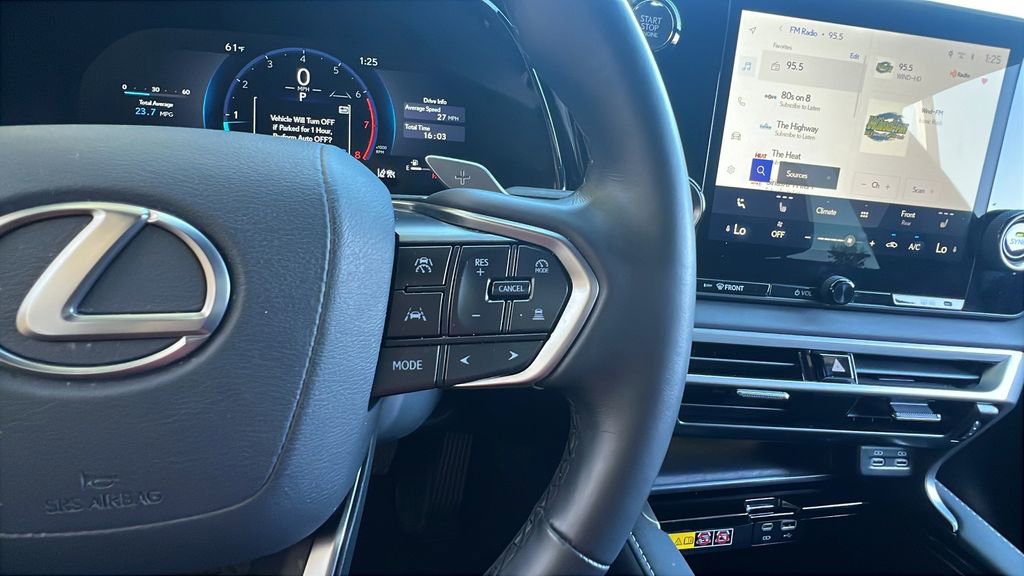 Used 2025 Lexus RX 350 FWD w/ Technology Package image 27