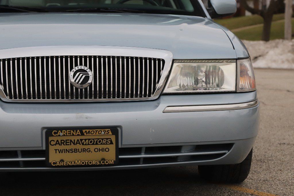 Used 2004 Mercury Grand Marquis GS image 17