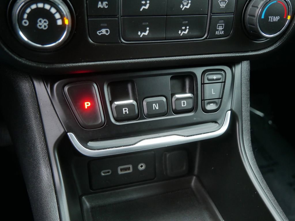 Used 2018 GMC Terrain SLE image 23