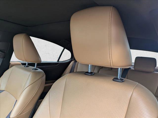 Used 2021 Lexus ES 350 w/ Premium Package FWD image 5